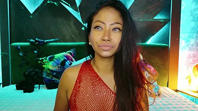 ElyaQuinn online show from July 23, 2026, 7:27 am