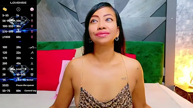 ElyaQuinn online show from September 23, 2025, 8:21 am