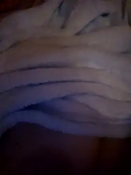 Snapshot of Pitufina_love chatting on January 9, 2026, 8:49 pm Pitufina love online show from January 9, 2026, 8:49 pm