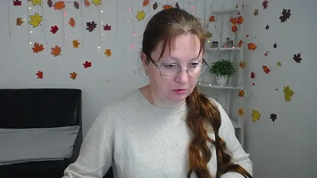 VanessaHotts online show from December 1, 2025, 6:03 am