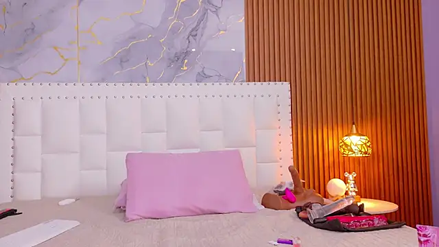 Snapshot of naughty_ebonyy chatting on March 1, 2026, 7:47 pm naughty ebonyy online show from March 1, 2026, 7:47 pm