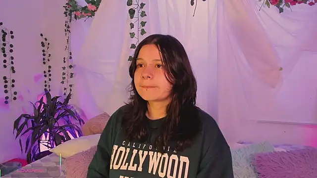 Mey moon online show from December 20, 2025, 3:53 am