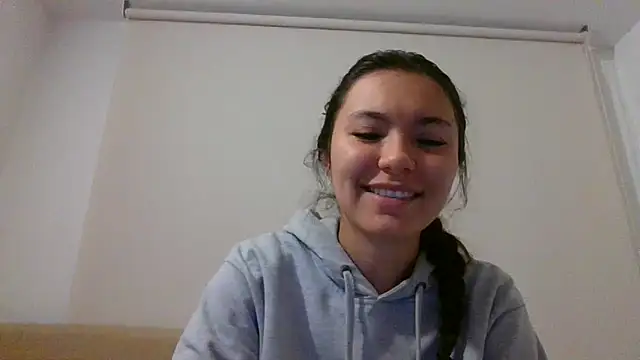  andygirl online show from April 14, 2026, 12:48 am