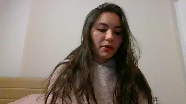  andygirl online show from April 8, 2026, 11:50 pm