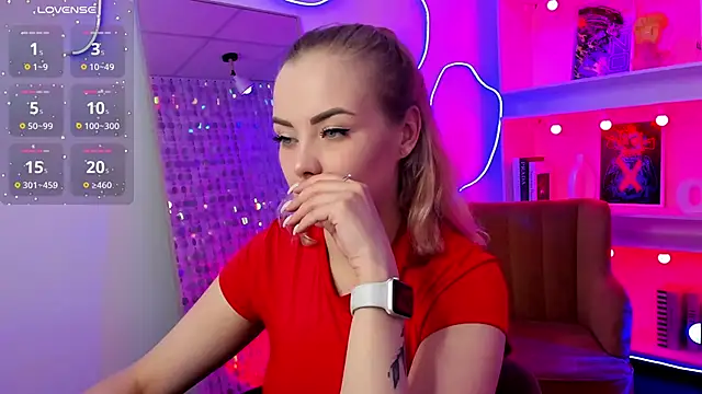 StephanieSweety online show from March 13, 2026, 5:29 pm