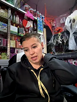 TamySweetness online show from October 27, 2025, 8:21 pm