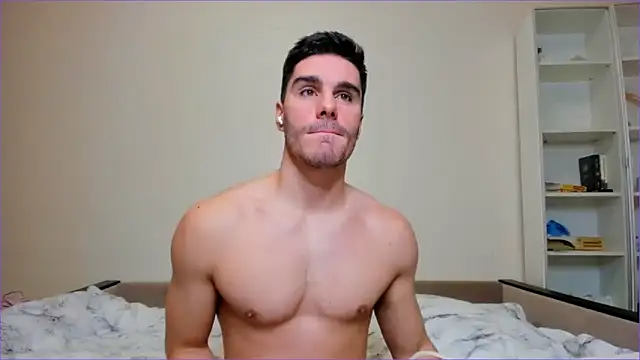 Snapshot of sam_huston chatting on December 30, 2024, 9:40 pm sam huston online show from December 30, 2024, 9:40 pm