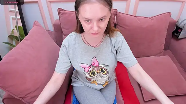 JannaVerdi  online show from October 8, 2025, 6:26 am