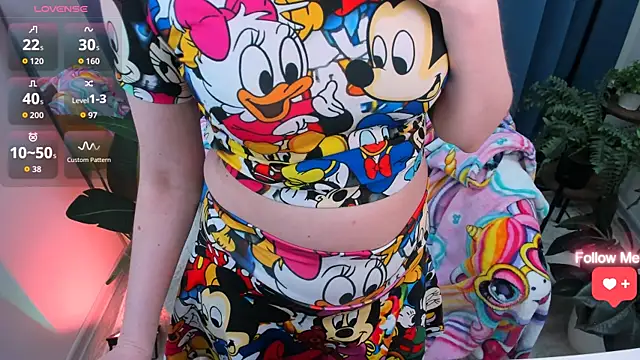 JannaVerdi  online show from April 8, 2026, 6:48 am