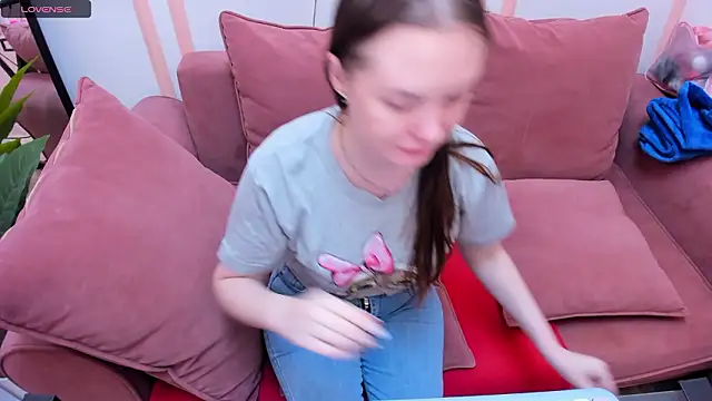 JannaVerdi  online show from March 13, 2026, 6:29 am