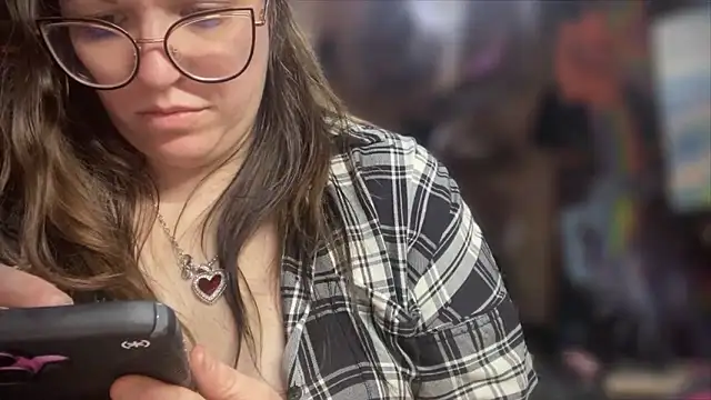 spunlikecottoncandy online show from February 19, 2025, 8:10 pm