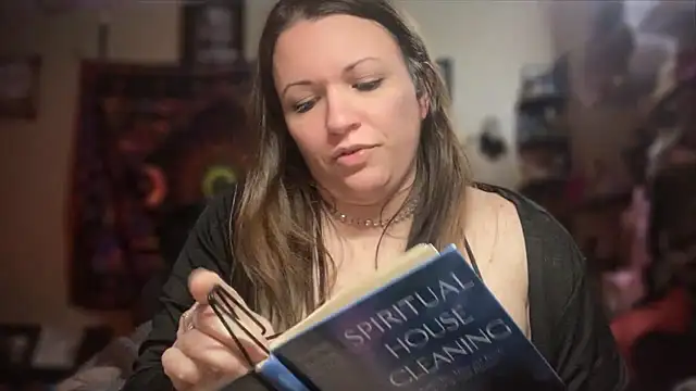 spunlikecottoncandy online show from March 6, 2025, 8:41 am