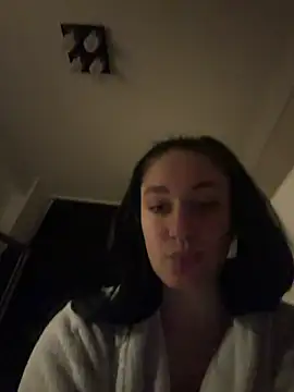 Snapshot of moniqque chatting on February 13, 2026, 6:41 pm moniqque online show from February 13, 2026, 6:41 pm