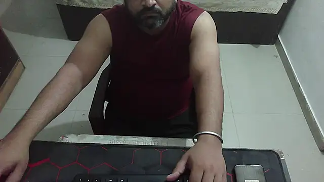 rentarob online show from May 13, 2026, 2:57 pm