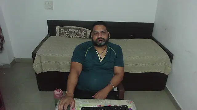 rentarob online show from April 28, 2026, 5:39 pm