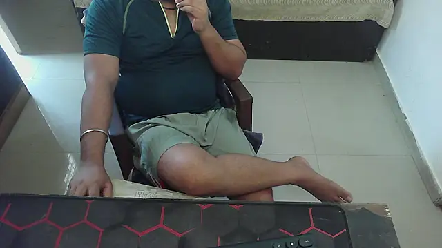 rentarob online show from May 25, 2026, 4:23 am