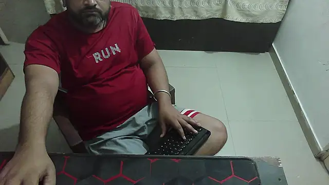 rentarob online show from May 5, 2026, 7:39 pm