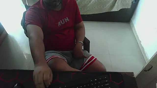 rentarob online show from May 5, 2026, 3:42 am