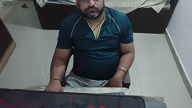 rentarob online show from April 23, 2026, 5:47 am