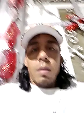 Williamjamess95 online show from January 9, 2025, 4:30 am