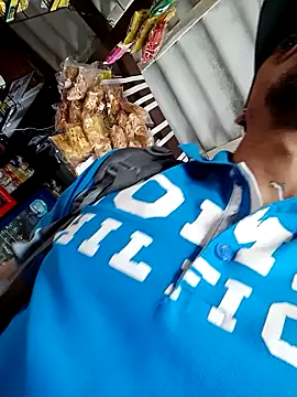 Williamjamess95 online show from September 15, 2025, 2:17 pm