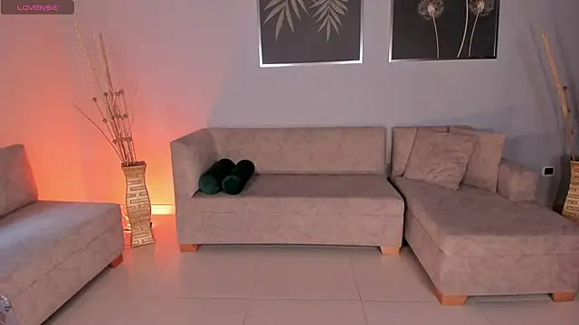 BiancaPierce online show from September 30, 2025, 12:33 pm