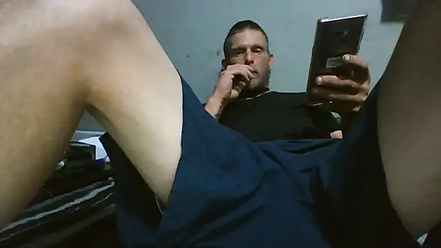 daddytim0 online show from April 7, 2026, 4:03 am