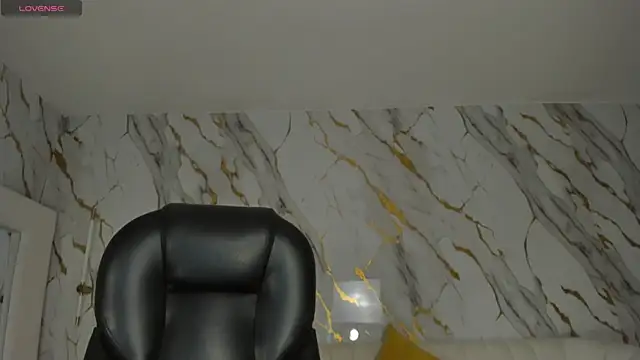 SophiePalmer online show from July 12, 2026, 12:28 pm