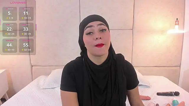 Snapshot of abby_gibson chatting on December 2, 2025, 6:53 pm abby gibson online show from December 2, 2025, 6:53 pm