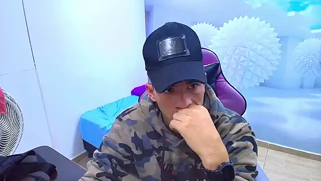 DEIBY BABY online show from June 24, 2026, 1:26 am