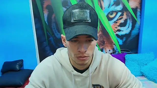 DEIBY BABY online show from June 17, 2026, 8:36 am
