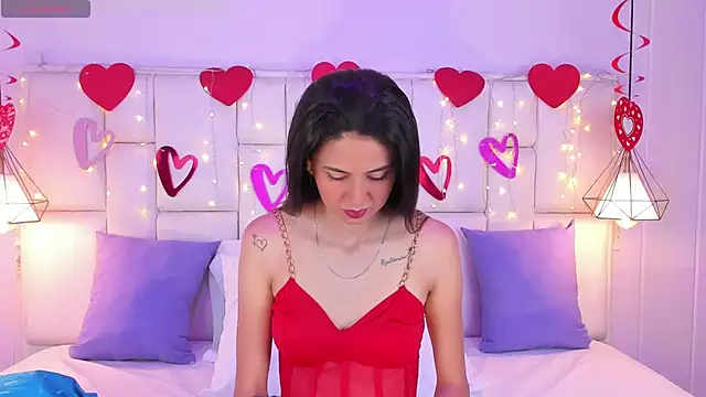 Snapshot of SarahSophia_ chatting on February 21, 2025, 11:33 am SarahSophia online show from February 21, 2025, 11:33 am