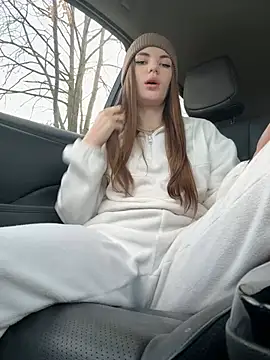 Snapshot of _i_have_cookies1 chatting on January 4, 2025, 12:59 pm i have cookies1 online show from January 4, 2025, 12:59 pm