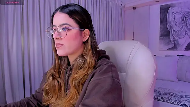 nathalie rivers online show from April 3, 2026, 11:16 am