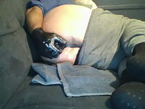 carlosxxx213 online show from May 13, 2026, 10:33 am