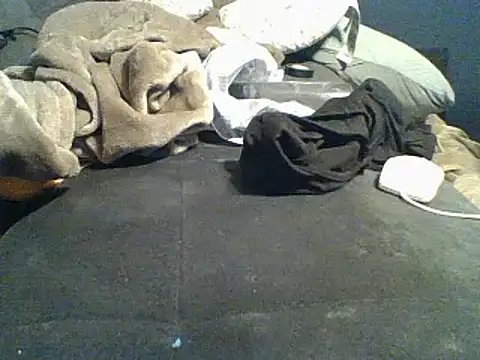 carlosxxx213 online show from May 7, 2026, 7:45 am