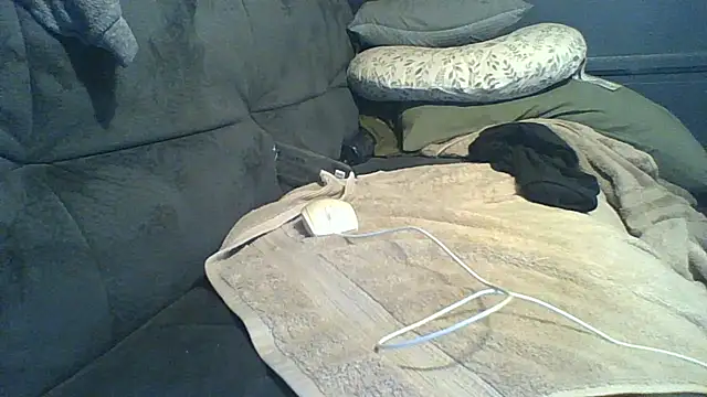 carlosxxx213 online show from June 8, 2026, 7:36 pm