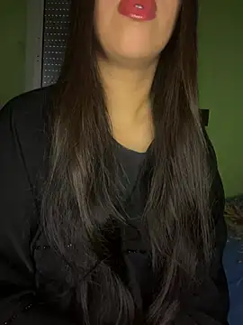 Mayacrayzi online show from June 9, 2026, 8:26 am