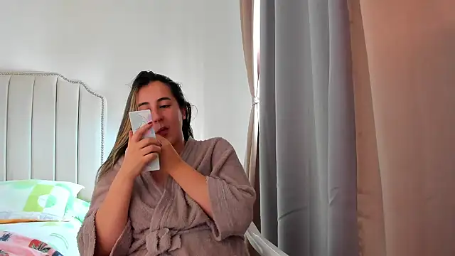 Hanna86 online show from June 30, 2026, 7:14 pm