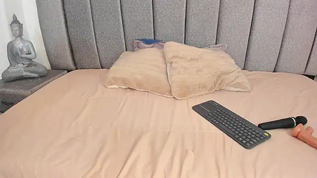 samantha stan online show from January 11, 2026, 12:34 pm