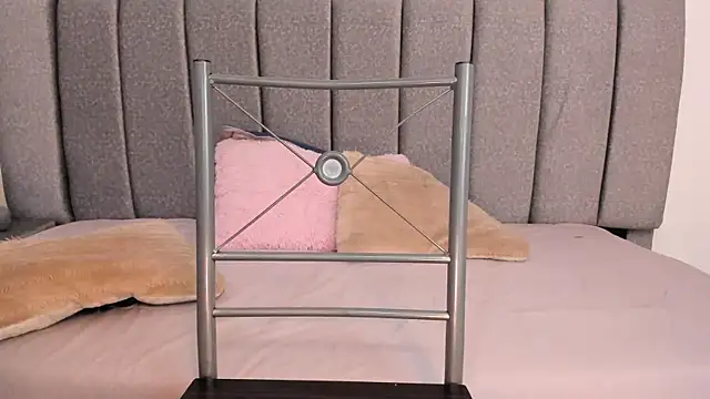 samantha stan online show from November 29, 2025, 11:21 am