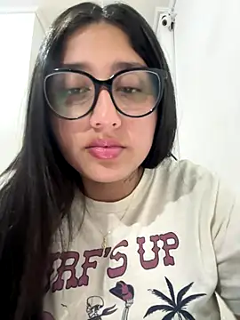 croftsmila online show from November 15, 2025, 12:25 am