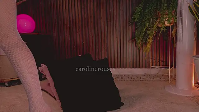 Snapshot of carolinerousev chatting on July 18, 2026, 6:49 pm carolinerousev online show from July 18, 2026, 6:49 pm