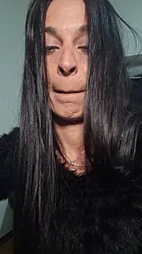 patatinahot87 online show from April 3, 2026, 4:57 pm