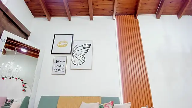 Snapshot of Madiison_Cooper chatting on September 22, 2025, 2:34 pm Madiison Cooper online show from September 22, 2025, 2:34 pm