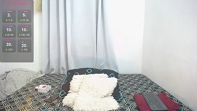 MIA luxce29 online show from November 27, 2025, 2:23 am