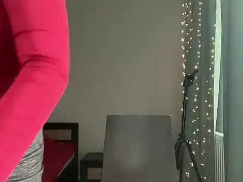 OliviaBayLiveTv online show from March 25, 2026, 11:42 am