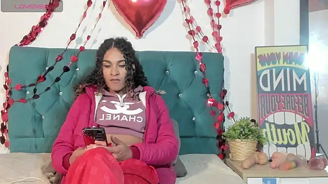 Snapshot of StefanyMiler chatting on February 19, 2026, 3:25 am StefanyMiler online show from February 19, 2026, 3:25 am