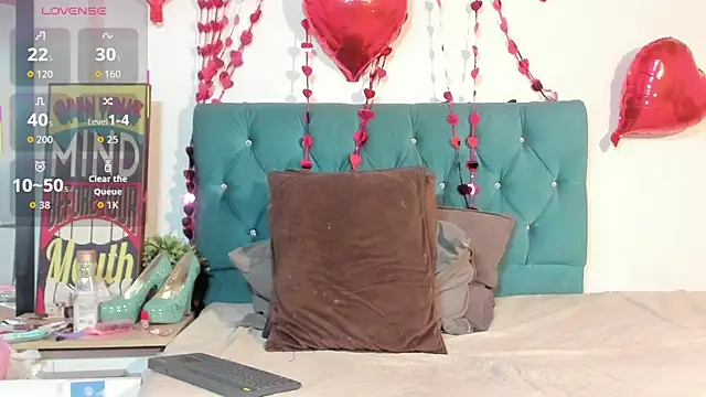 StefanyMiler online show from April 6, 2026, 4:52 pm