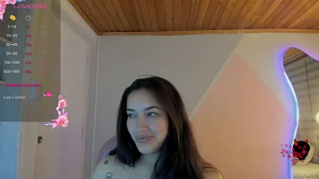 cristal  hot 1 online show from July 4, 2026, 5:03 am